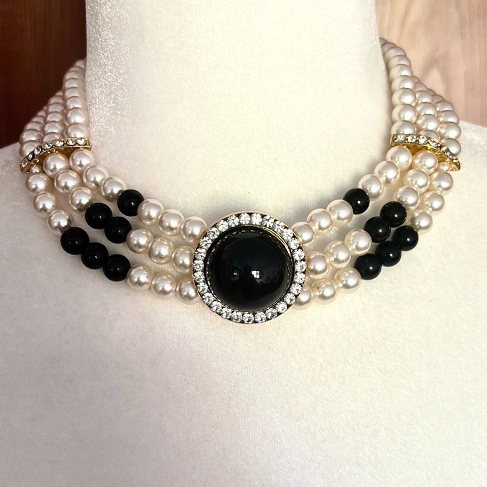 Vintage Princess Diana Faux Pearl Necklace and Clip On Earrings